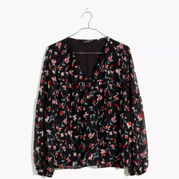 Madewell V-Neck Top in Drifting Flowers - Picture 4 of 9